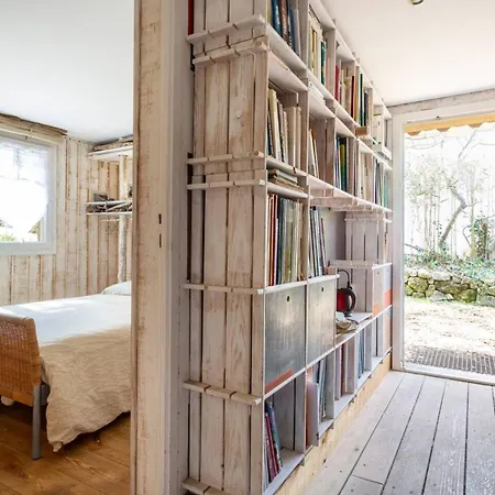 Couette-café La De Bébert - Marie En Lys 3*